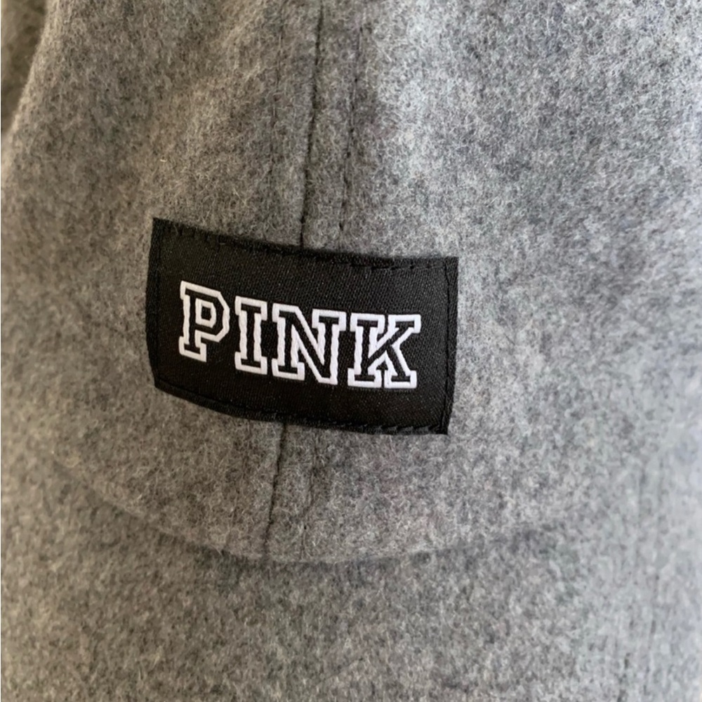 Pink VS wool cap - Picture 2 of 4